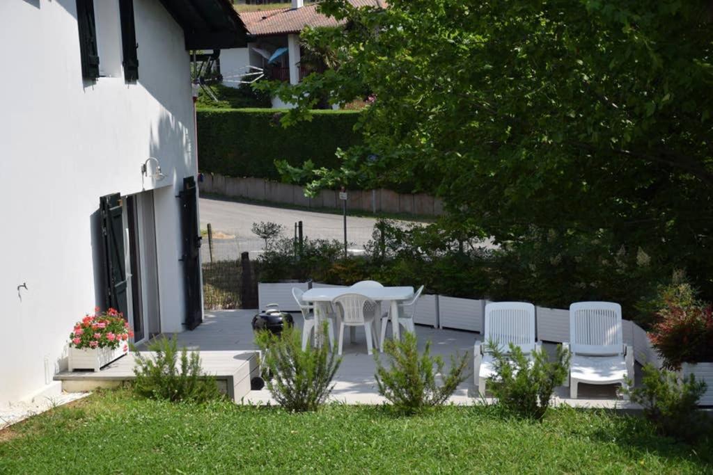 Dokaetchea Apartment Юрюня Екстериор снимка